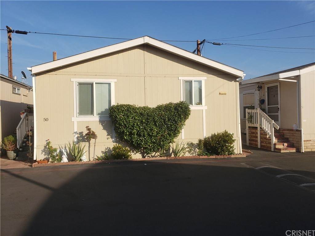 7560 Woodman Pl - Photo 1