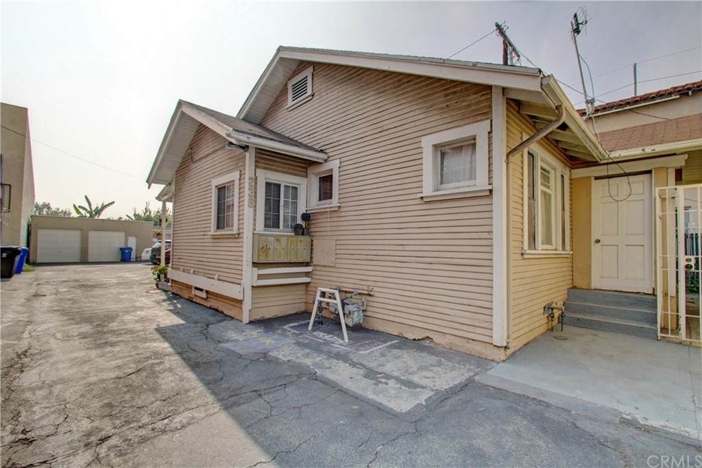 238 Manchester Boulevard - Photo 1