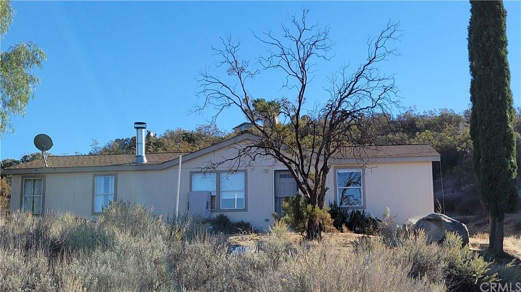 48905 Valley Drive - Photo 1