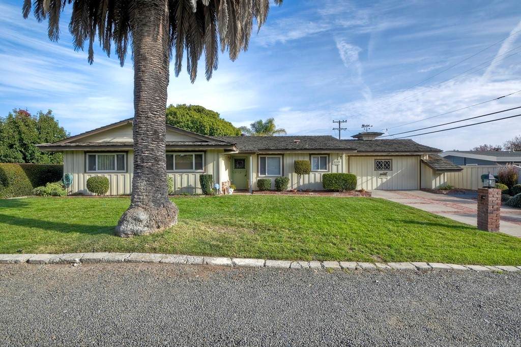 3019 Mesa - Photo 1