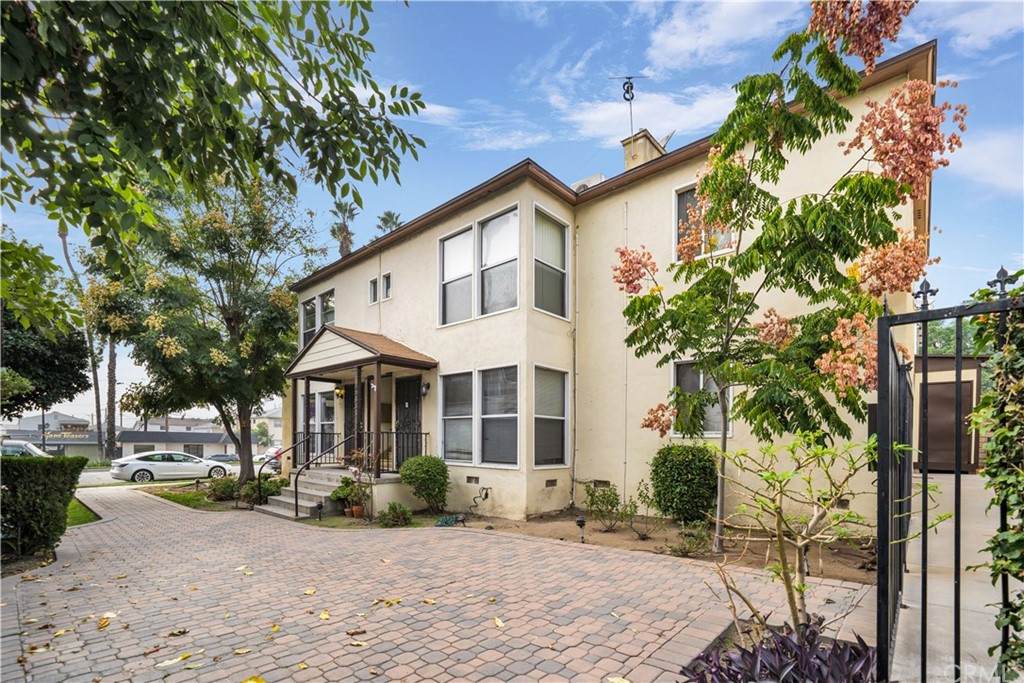 814 Glenoaks Boulevard - Photo 1