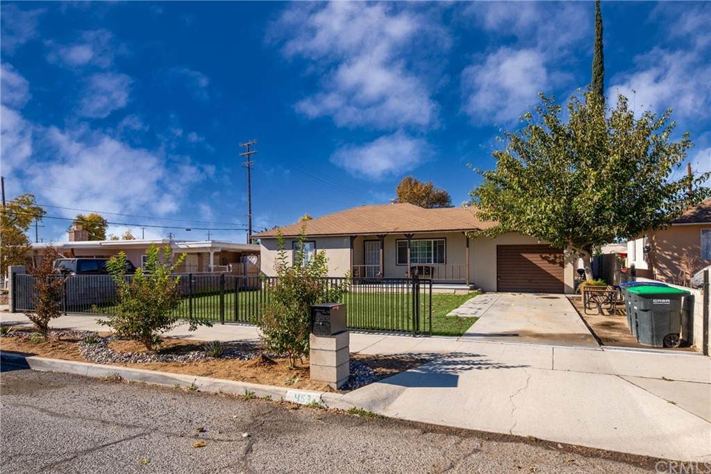 453 S Harvard - Photo 1