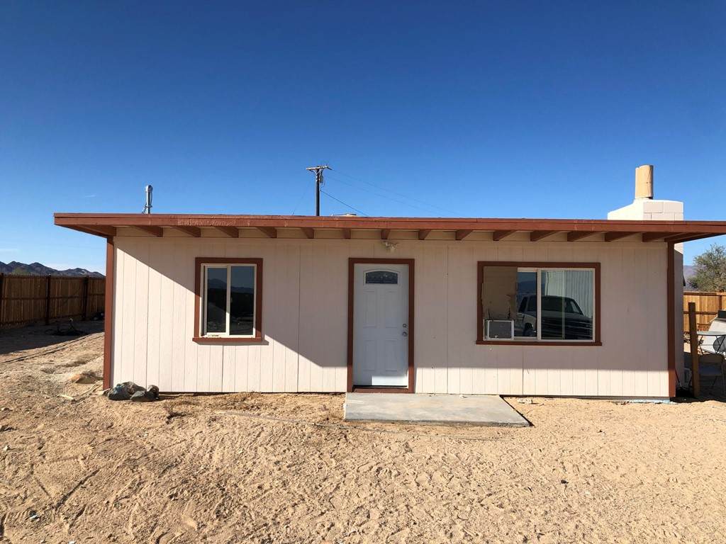 81818 Carey Road - Photo 1