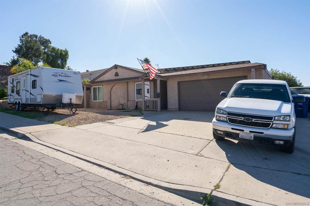 13301 Laurel St - Photo 1