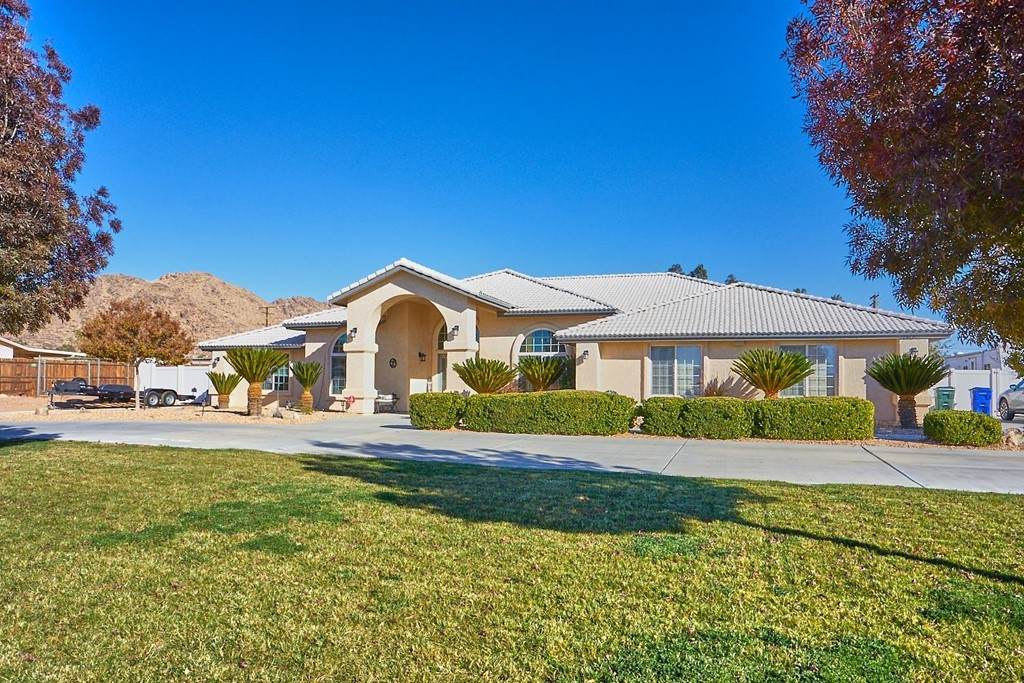 16785 Mesquite Road - Photo 1