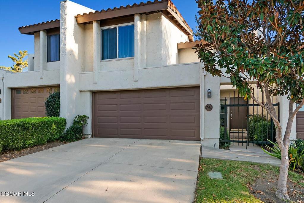 706 Woodlawn Drive - Photo 1