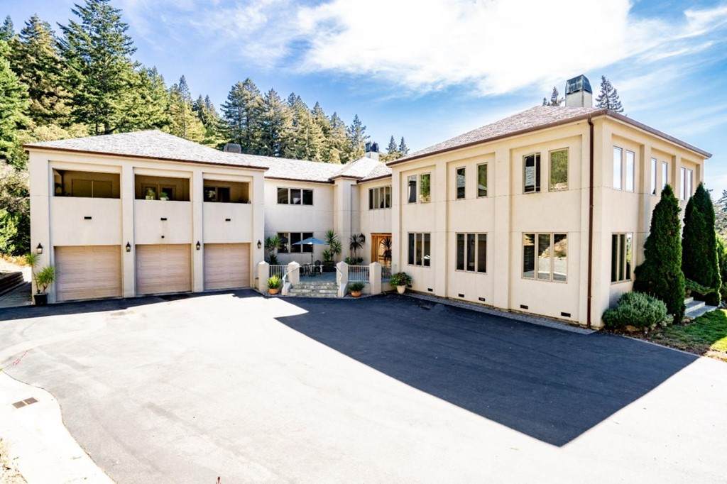 17900 Skyline Boulevard - Photo 1