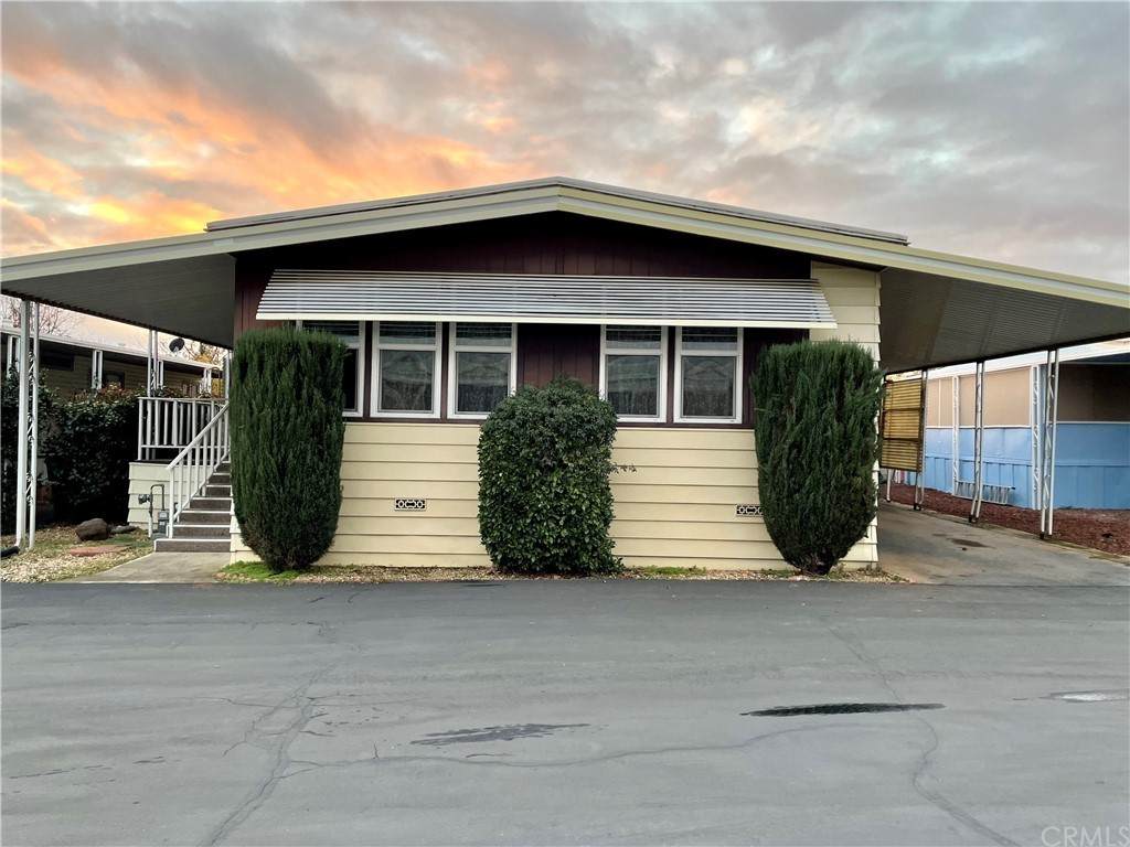 1675 Manzanita Avenue - Photo 1