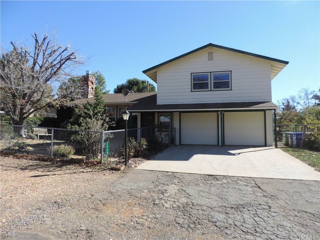3525 Royal Drive - Photo 1