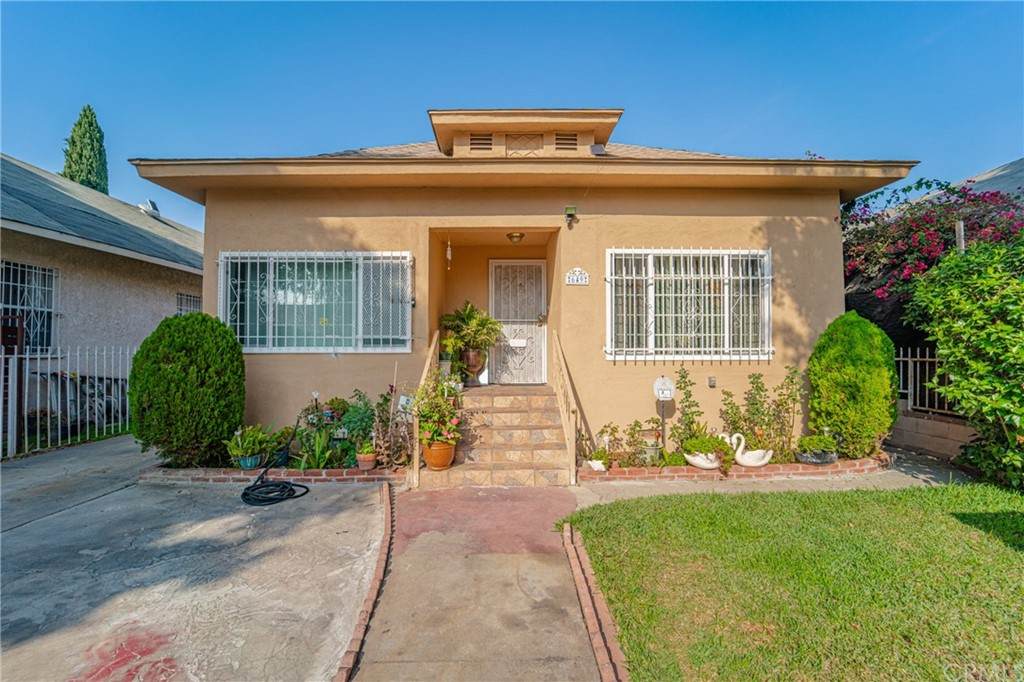 649 52nd Street - Photo 1