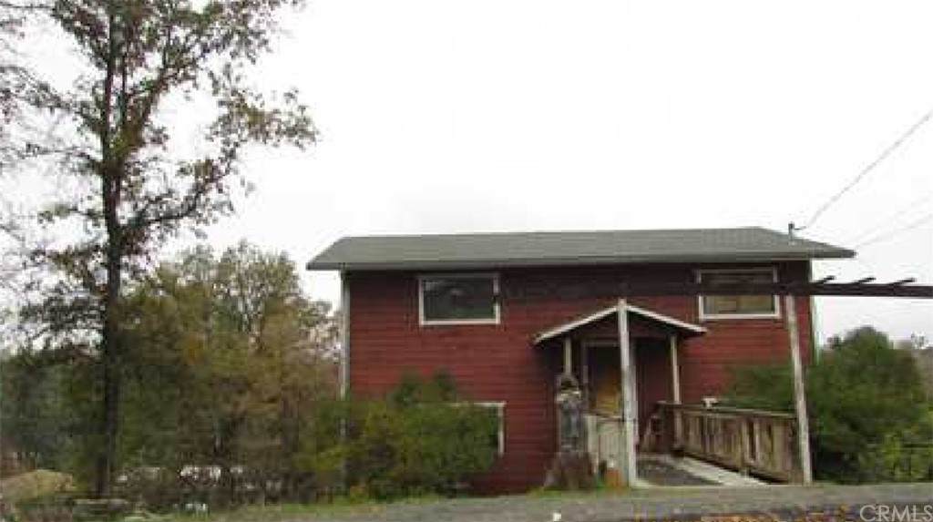 10131 Bell Avenue - Photo 1