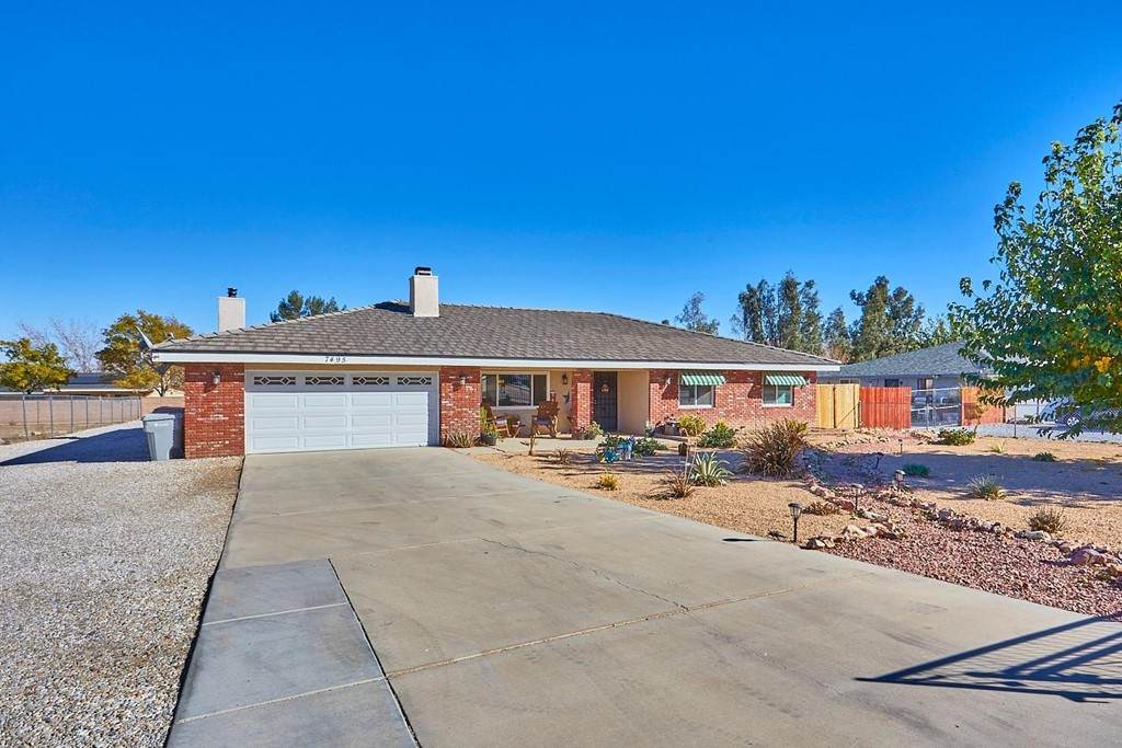 7495 Corona Avenue - Photo 1
