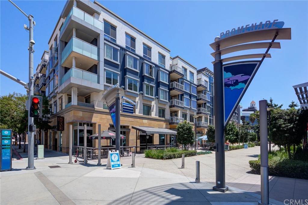 150 The Promenade - Photo 1