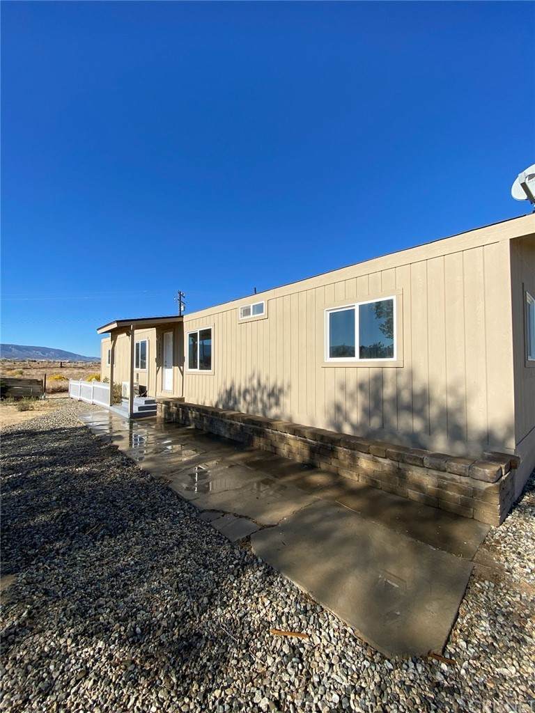 50707 Samos Avenue - Photo 1