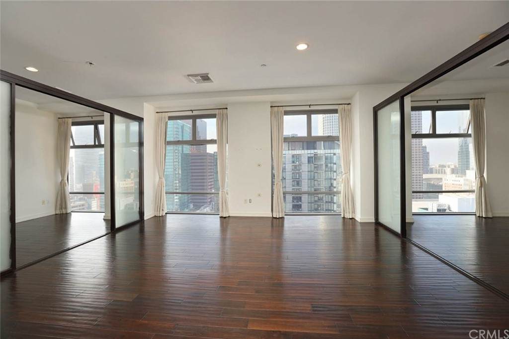 801 Grand Avenue - Photo 1