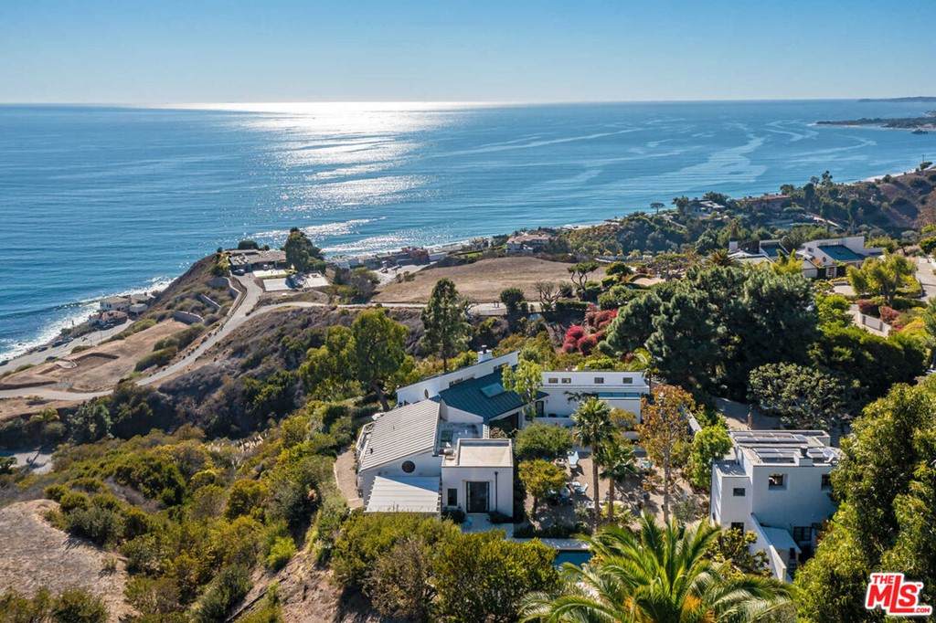 3910 Villa Costera - Photo 1