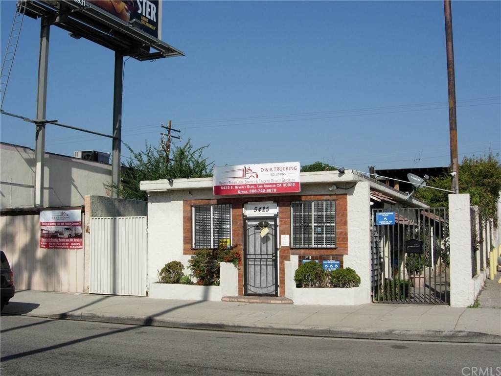 5425 Beverly Boulevard - Photo 1