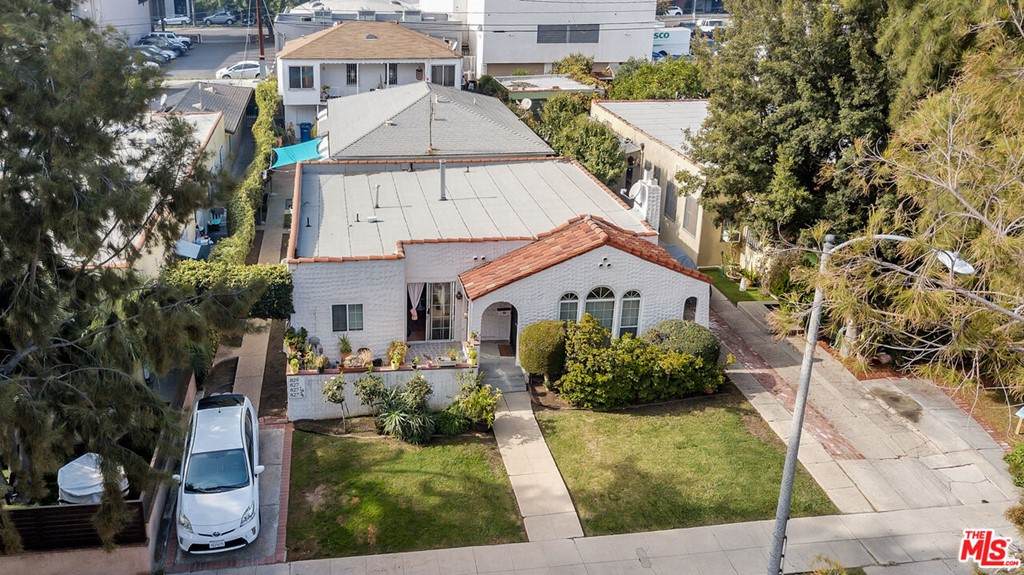 827 Mccadden Place - Photo 1