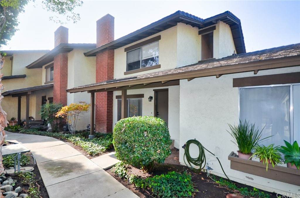 1754 Aspen Village Way - Photo 1