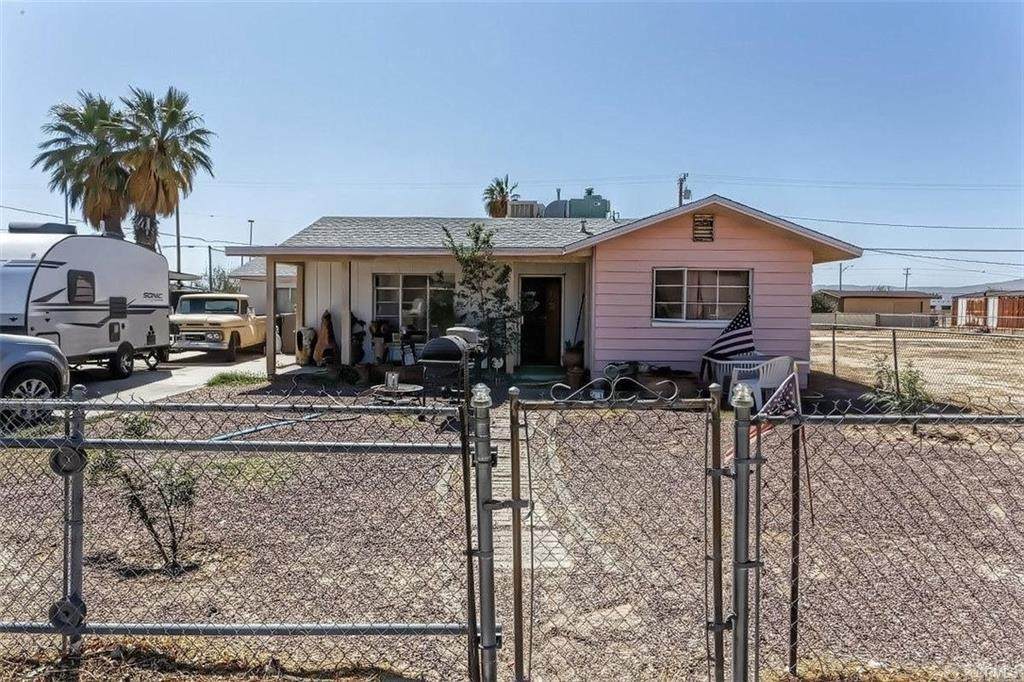418 Williams Street - Photo 1