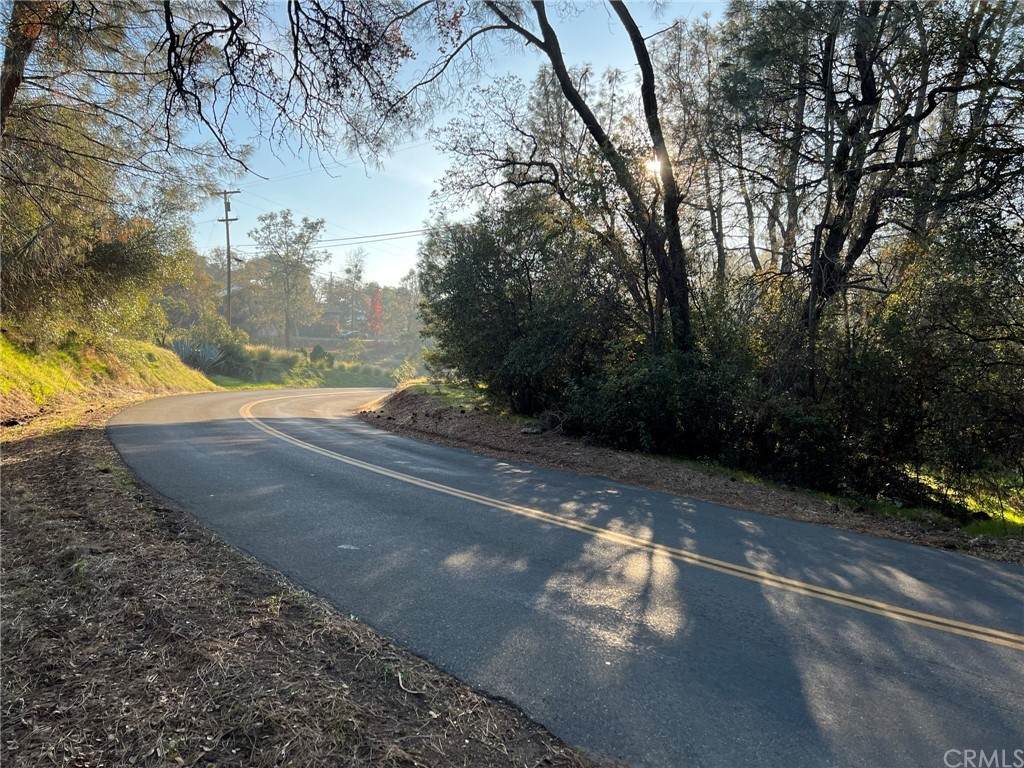 0 Hillcrest - Photo 1