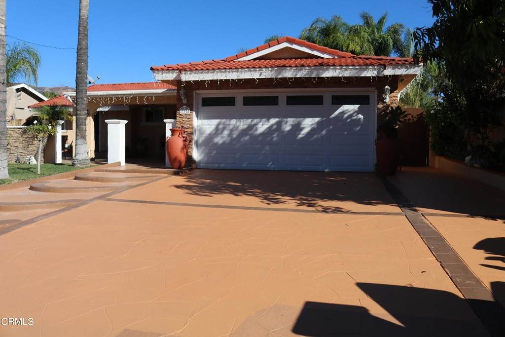 258 Del Valle Drive - Photo 1