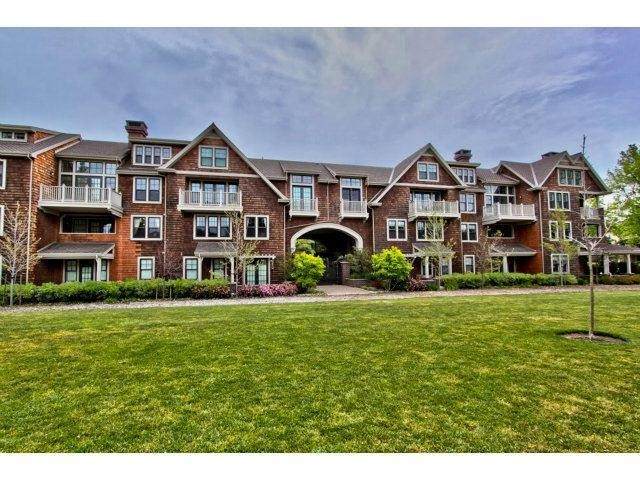 325 Channing Avenue - Photo 1