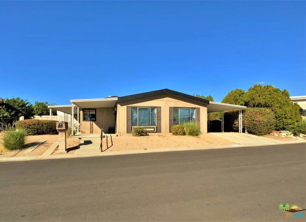69514 Midpark Drive - Photo 1