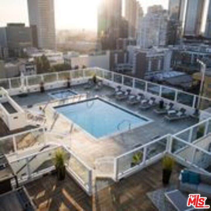 939 Broadway - Photo 1