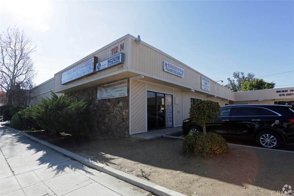 106 Riverside Avenue - Photo 1