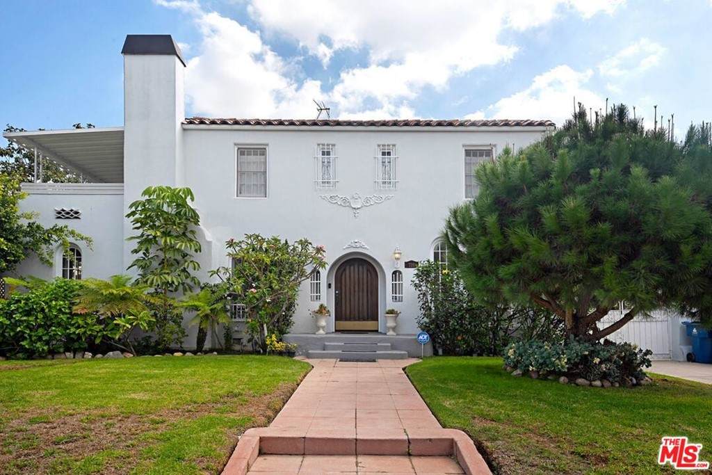 726 Lorraine Boulevard - Photo 1