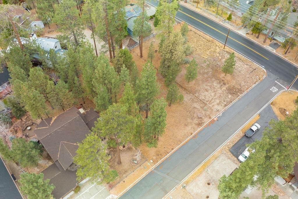 212 Houston Court - Photo 1