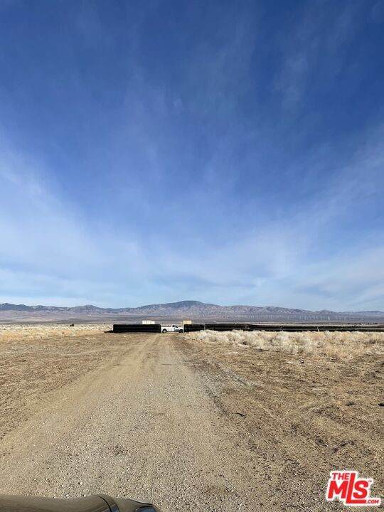0 Vac/Cor Avenue E15 Pav /193 Street - Photo 1