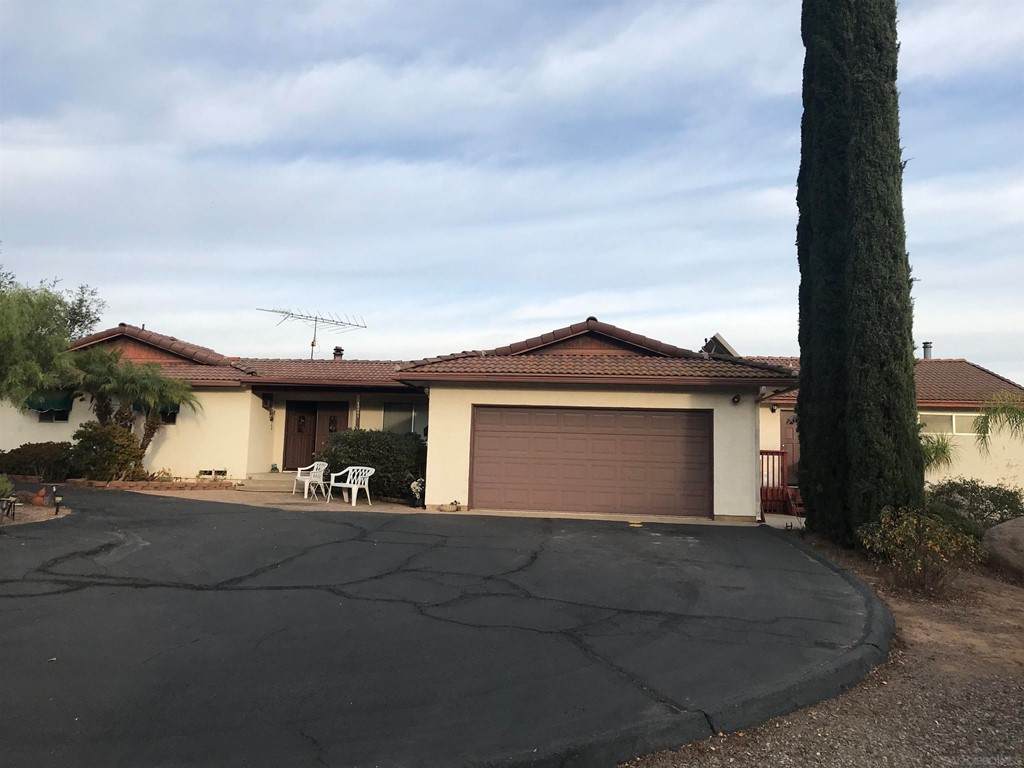 16601 Adrienne Way - Photo 1