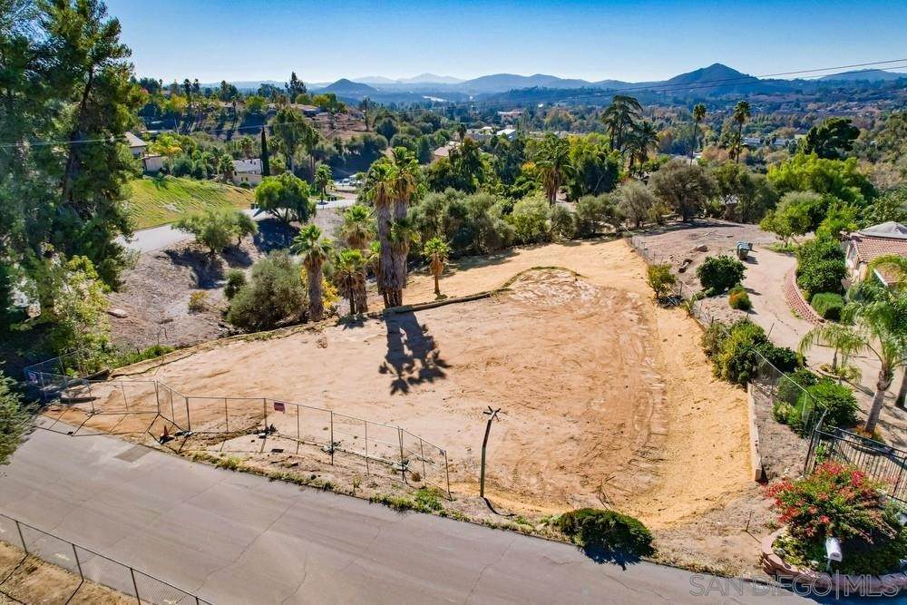 2665 Crisie Ln - Photo 1