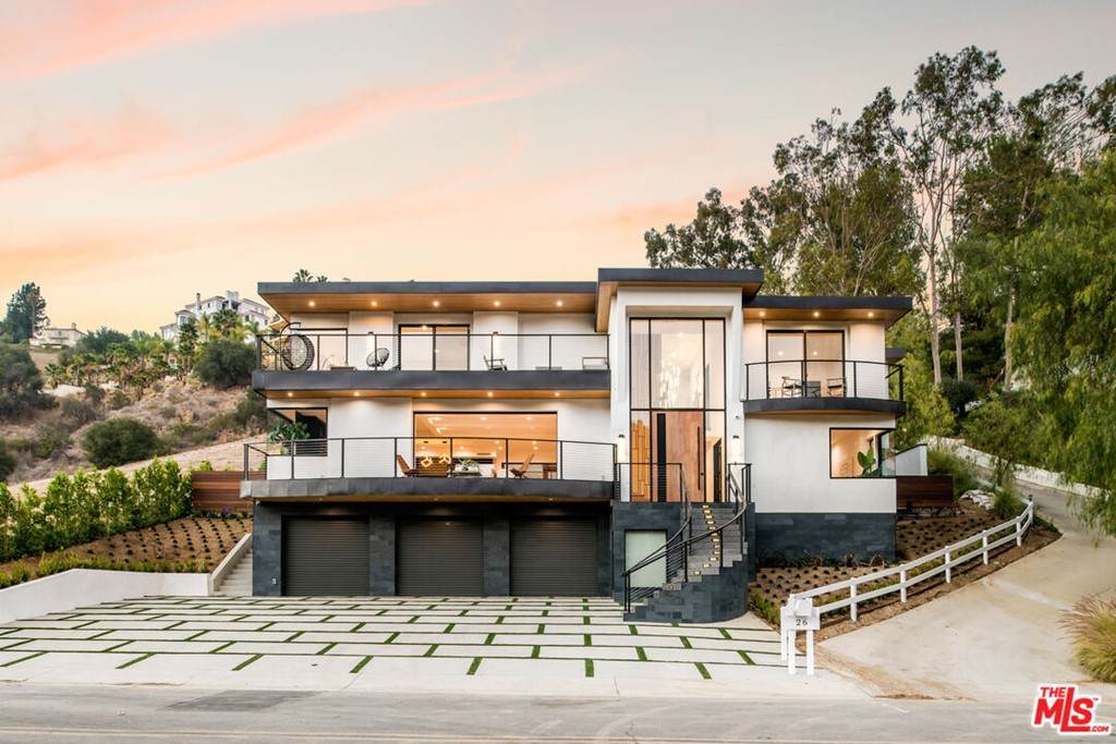 26 Baymare Road - Photo 1