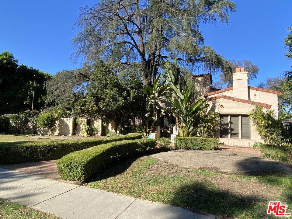 10317 Valley Spring Lane - Photo 1