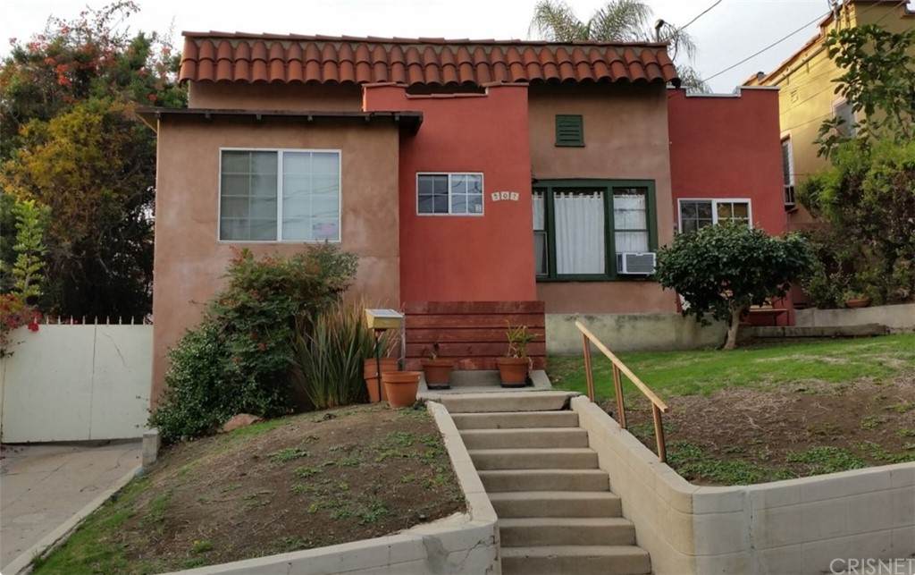 907 Manzanita Street - Photo 1