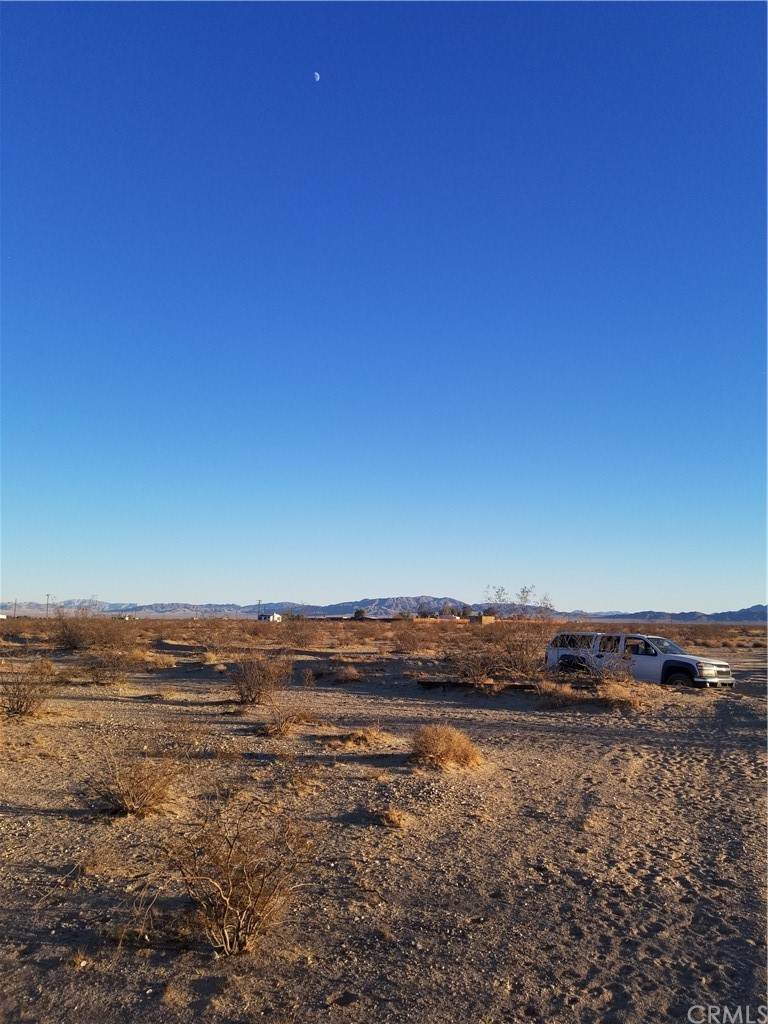 777 Pipeline Road - Photo 1