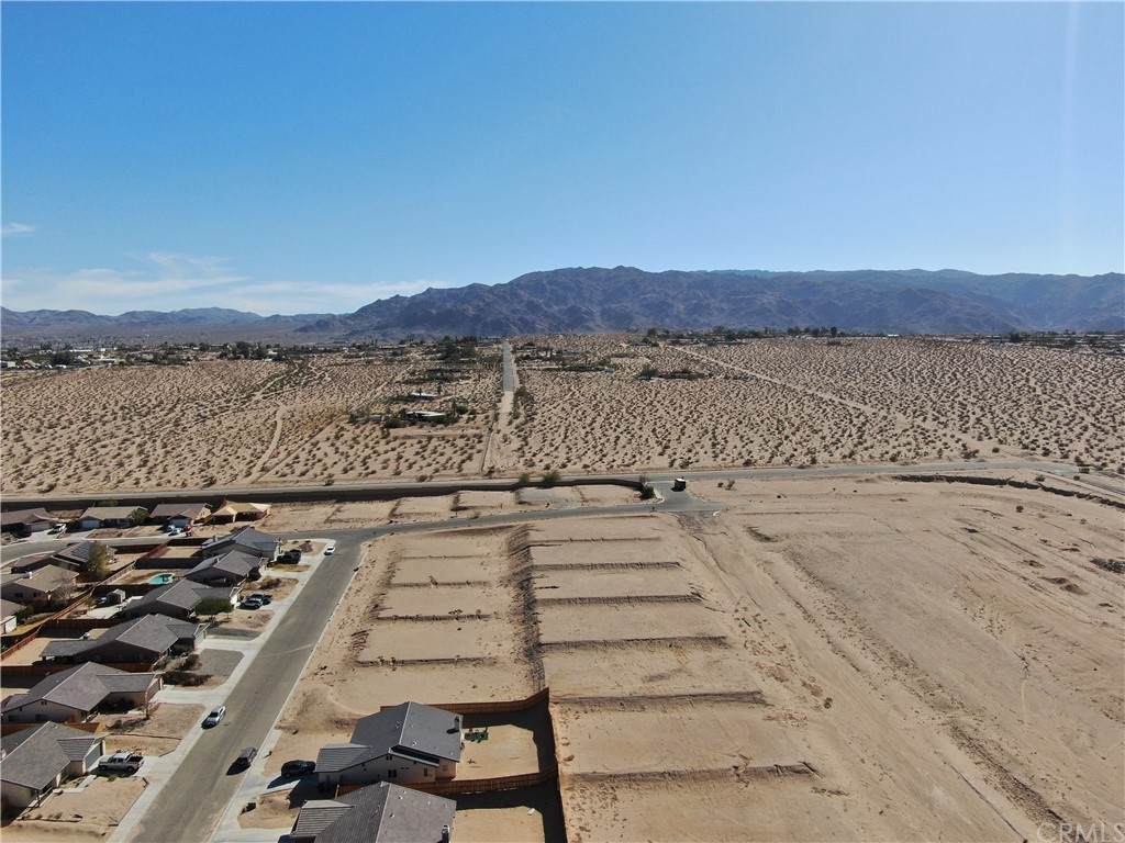 222 Friendly Lane And Oasis Avenue - Photo 1