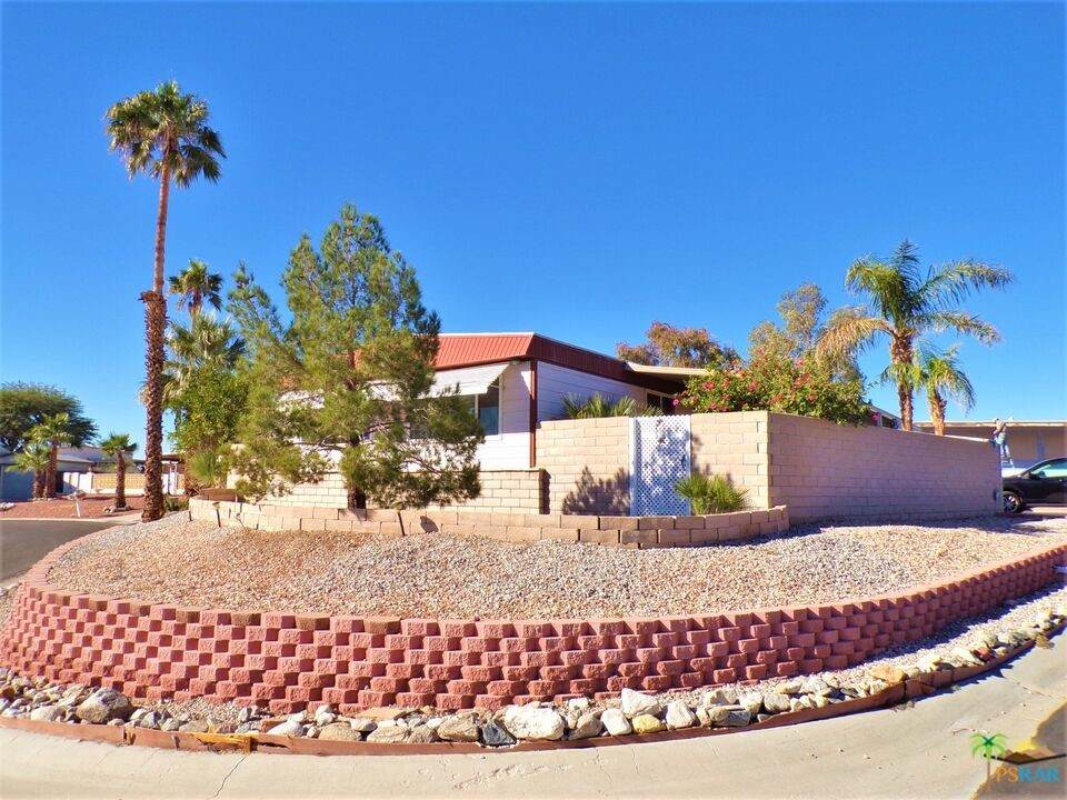 69235 Westwood Court - Photo 1