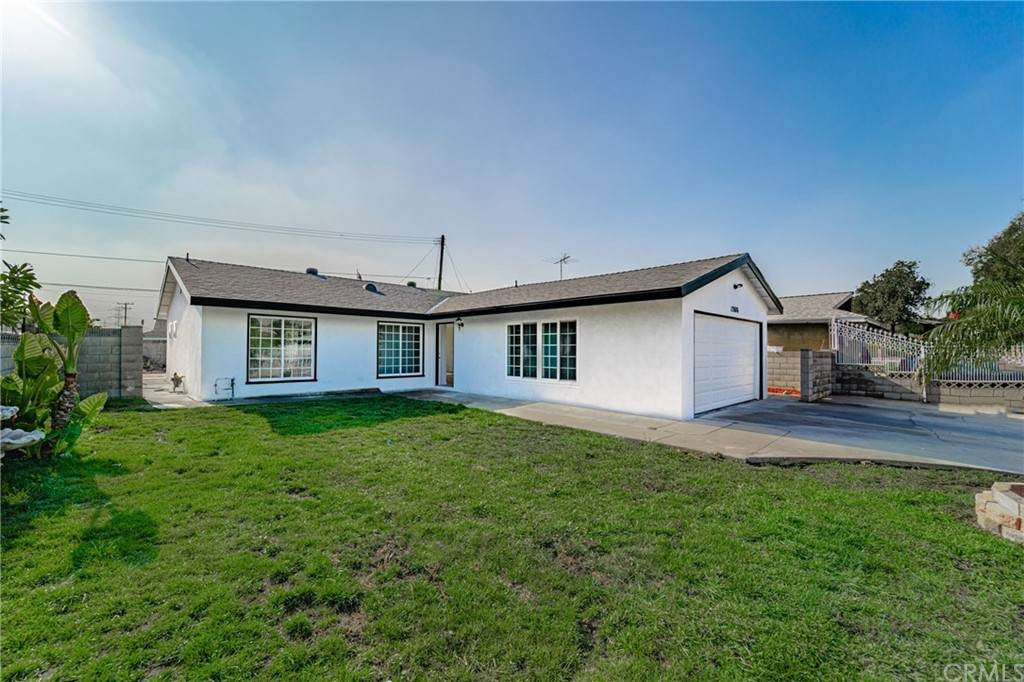 12606 Pineville Street - Photo 1