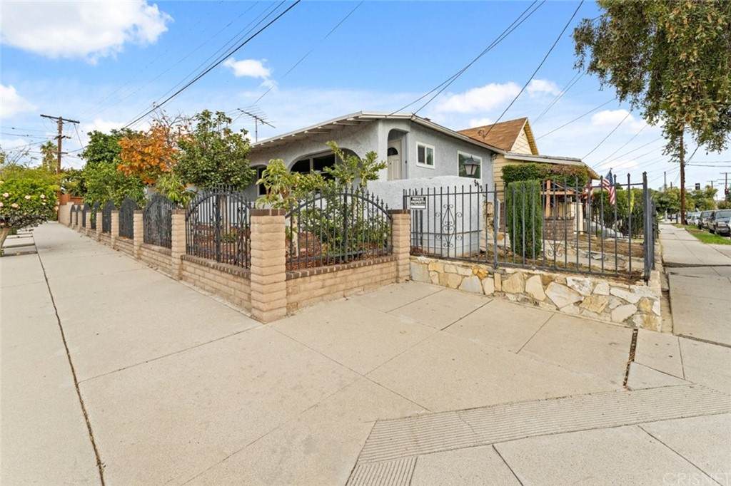 842 1st Street - Photo 1