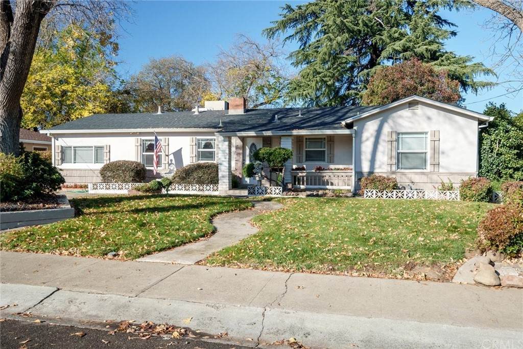 1098 Sierra Vista Way - Photo 1