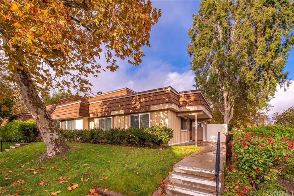 10120 Larwin Avenue - Photo 1