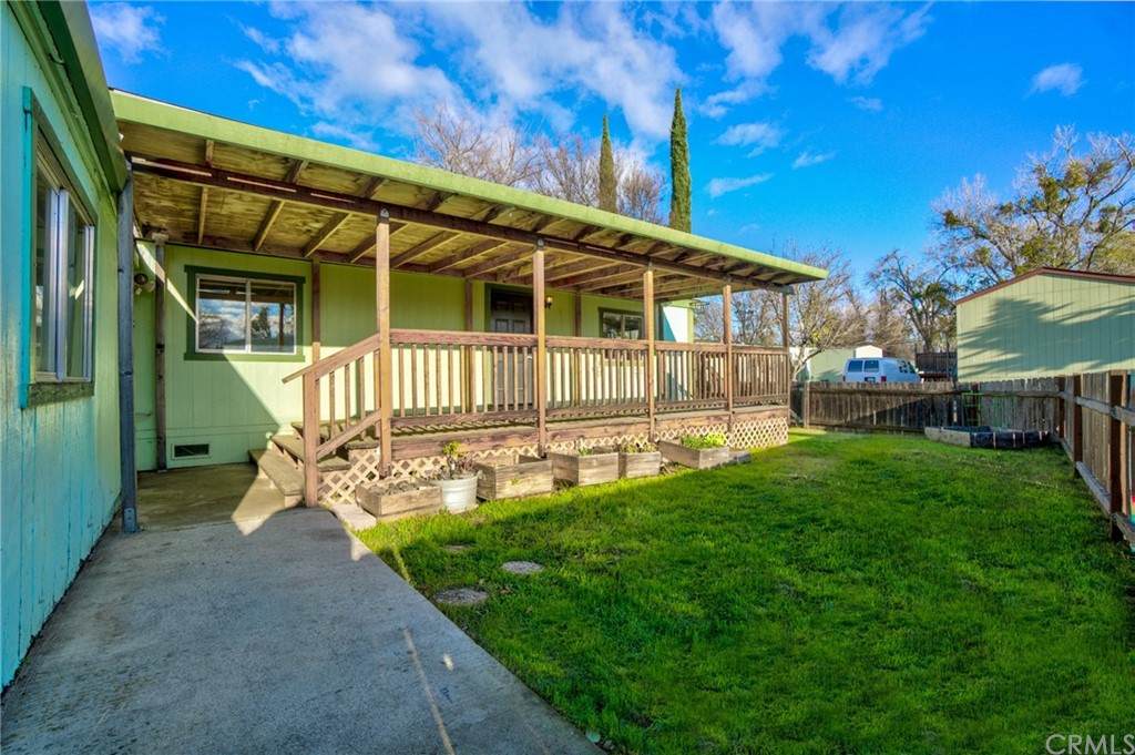 3075 Lakeshore Boulevard - Photo 1