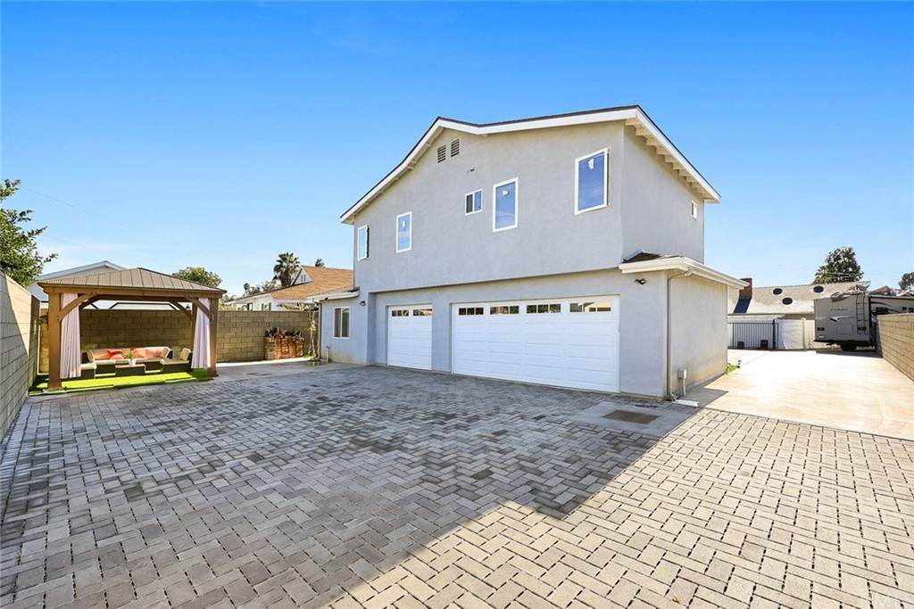 9615 Lemon Avenue - Photo 1