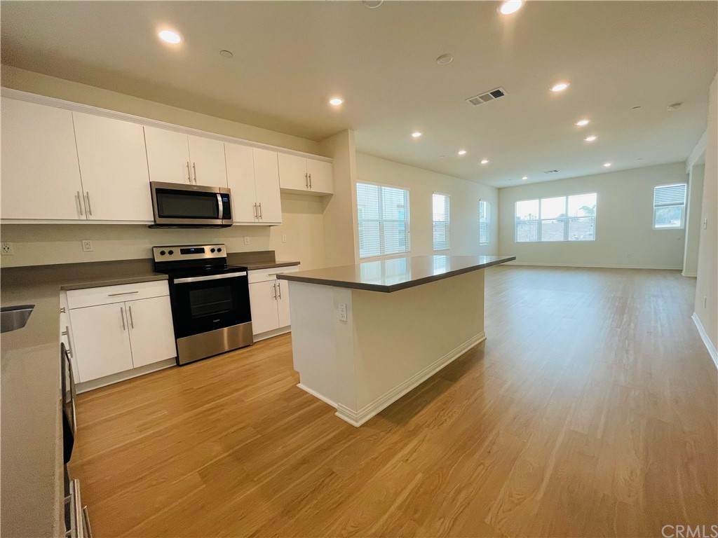 309 S Quadrilateral Way - Photo 1