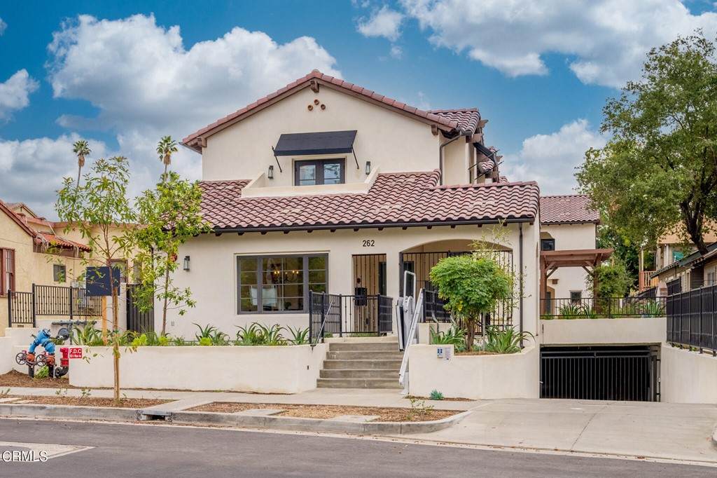 262 Wilson Avenue - Photo 1
