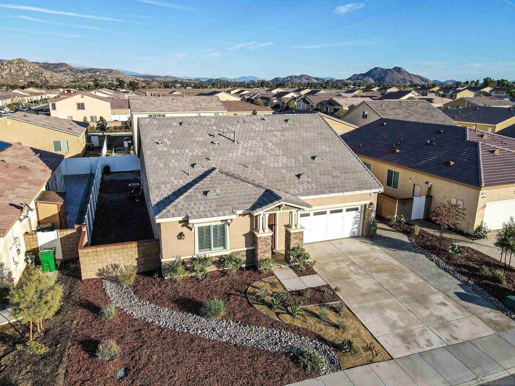 24734 Melrose Dr - Photo 1